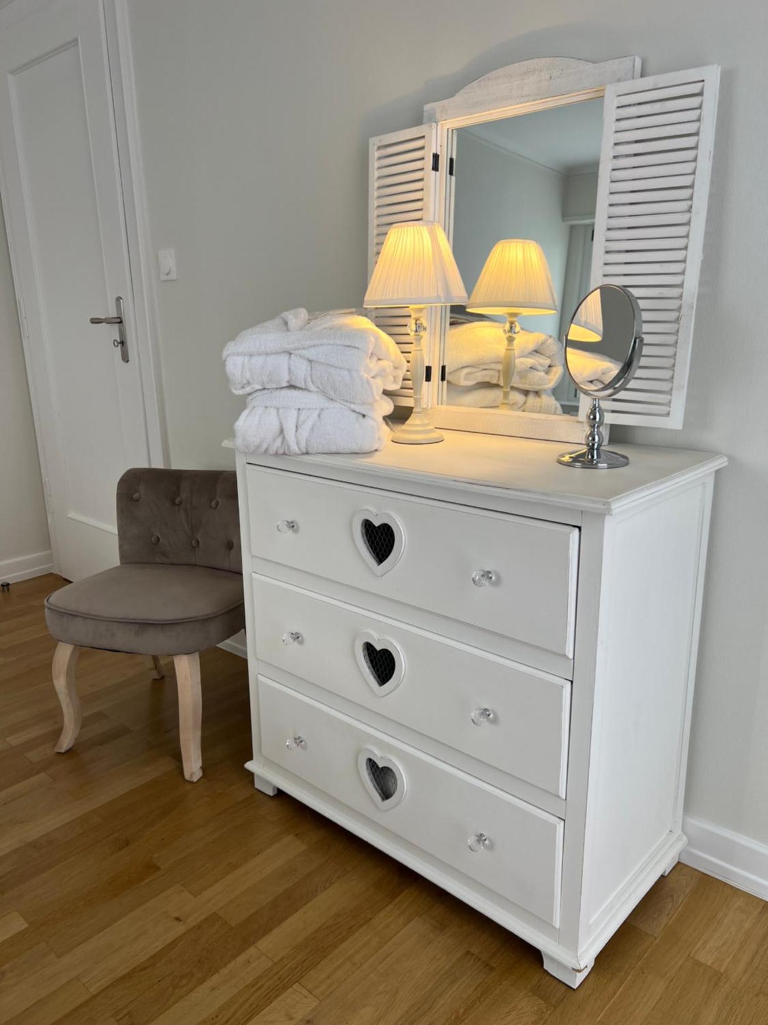 Bonne Idee - Suite Georgette - Meuble De Tourisme 3 Etoiles Шатнуа Экстерьер фото