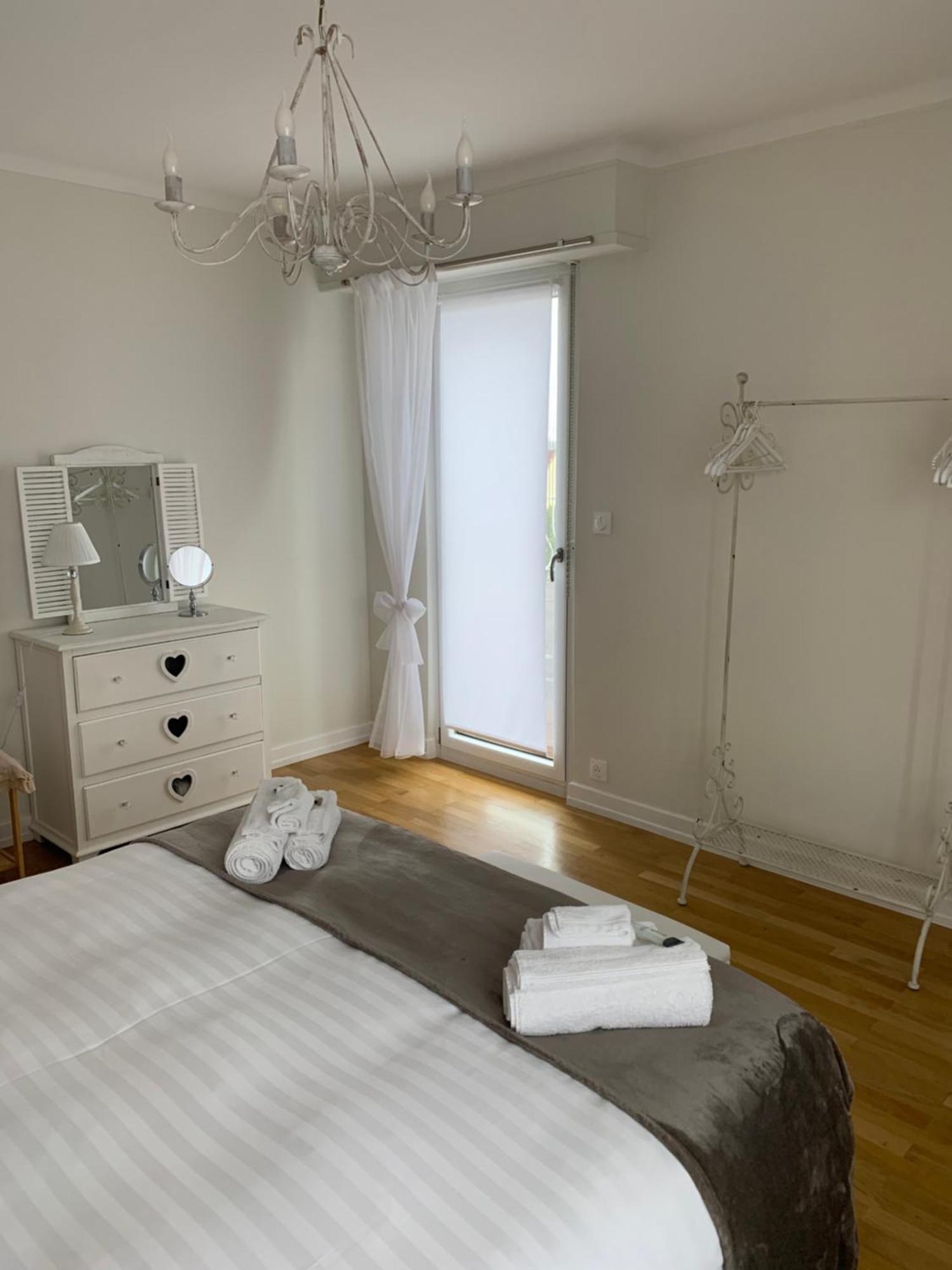 Bonne Idee - Suite Georgette - Meuble De Tourisme 3 Etoiles Шатнуа Экстерьер фото